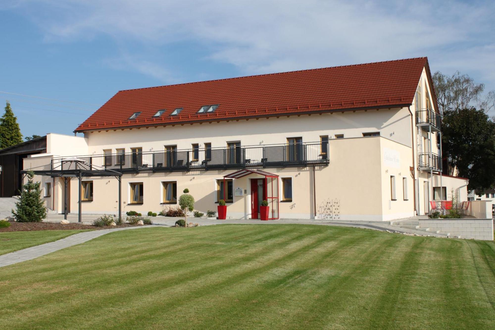 Landhotel Winter Affing Экстерьер фото